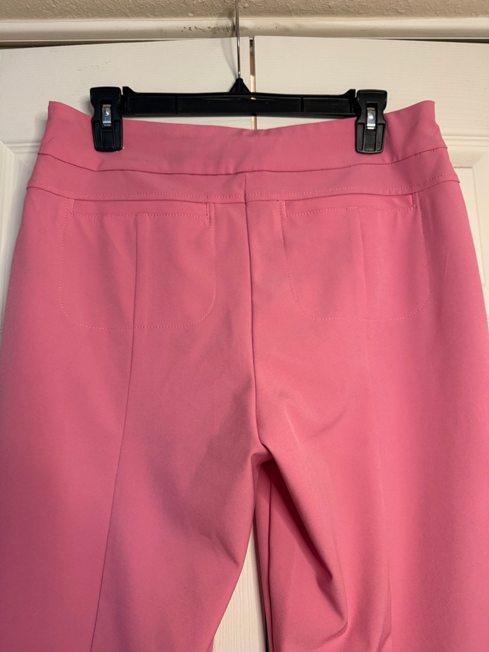 Lilly Pulitzer Luxletic Bubblegum Pink Pull-On Capri Pants - Picture 6 of 8